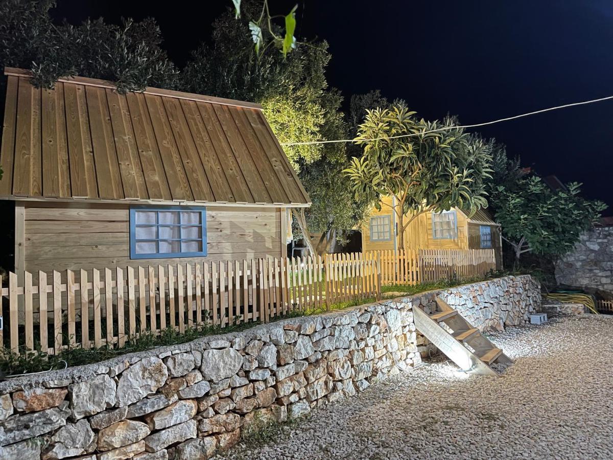 Camping Albania-Secret Village Den Sarandë Exterior foto